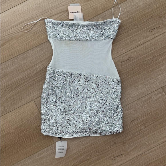 Superdown Silver Sequin Mini Dress - Picture 6 of 9